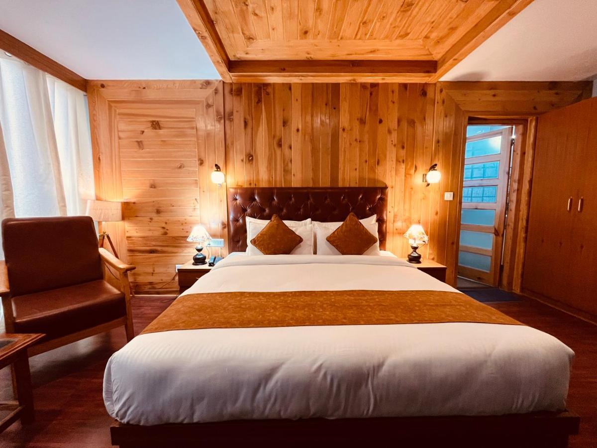 Winterline Resort Near Mall Road Manali - Centrally Heated & Air Cooled Buitenkant foto