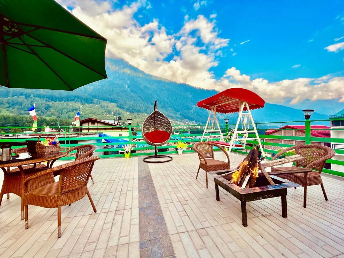 Winterline Resort Near Mall Road Manali - Centrally Heated & Air Cooled Buitenkant foto