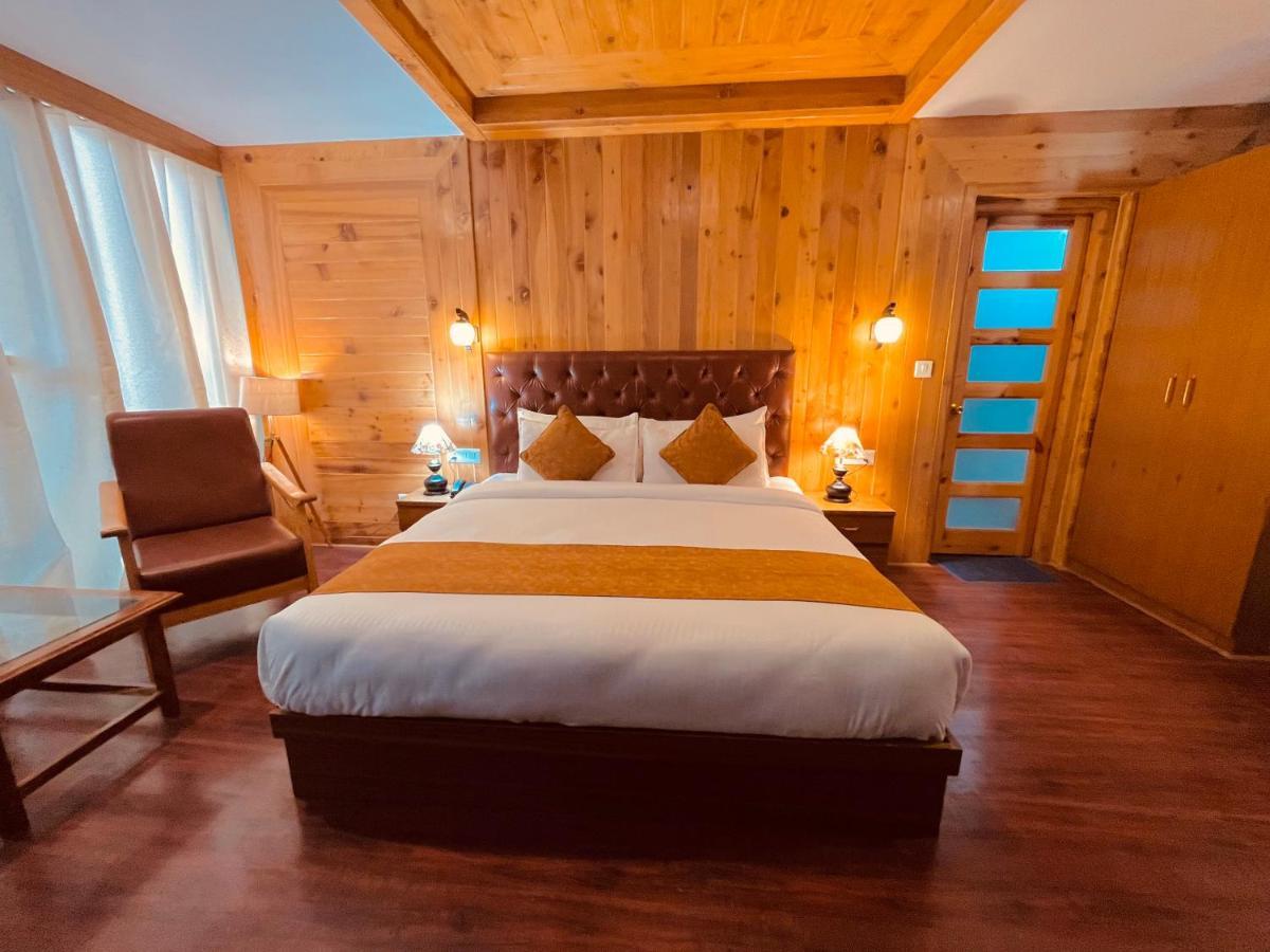 Winterline Resort Near Mall Road Manali - Centrally Heated & Air Cooled Buitenkant foto